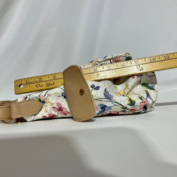 Cream with Tan Flower Print Purse Crossbody / Shoulder - Picture 12 of 15